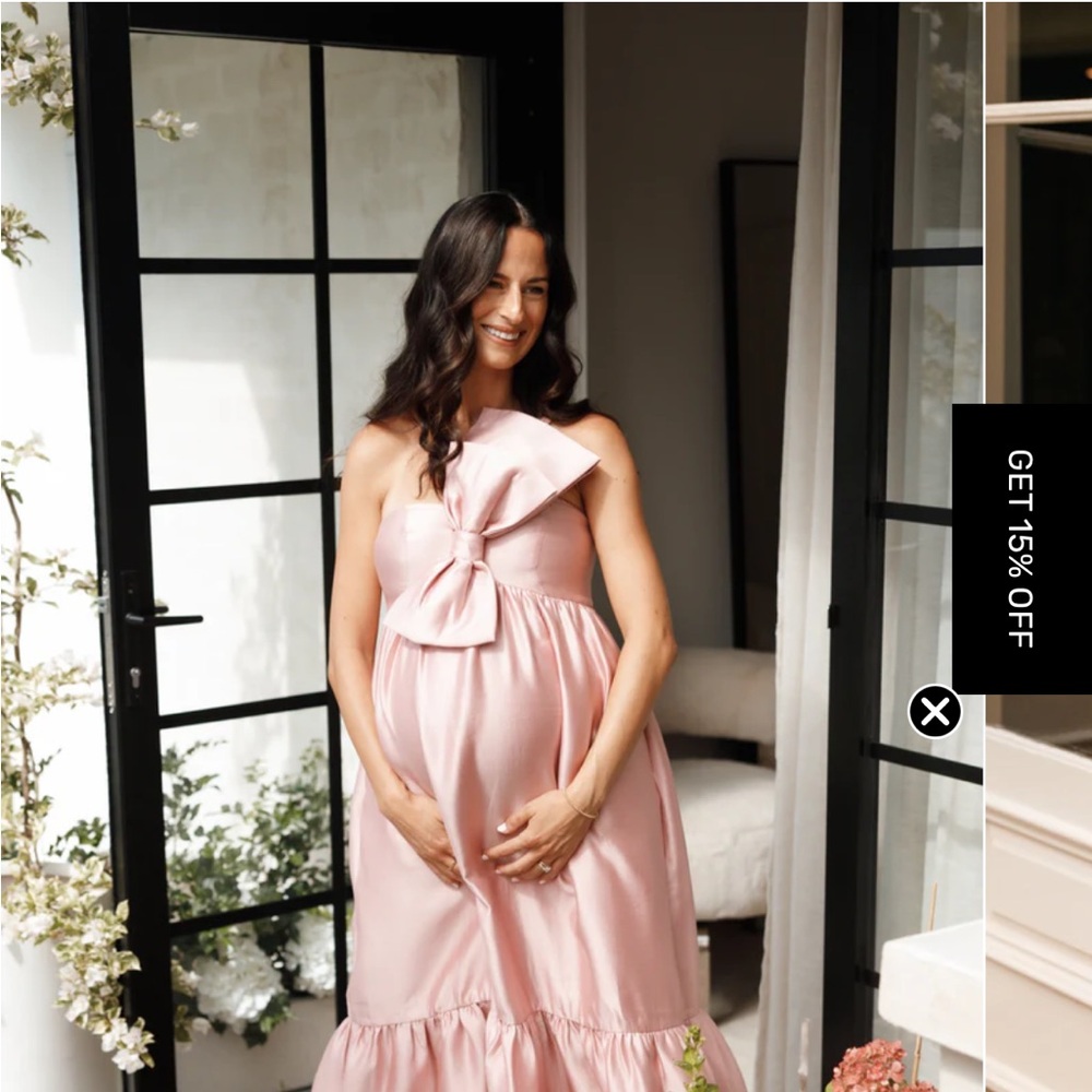 Elegant Pink Bow Maternity Dress